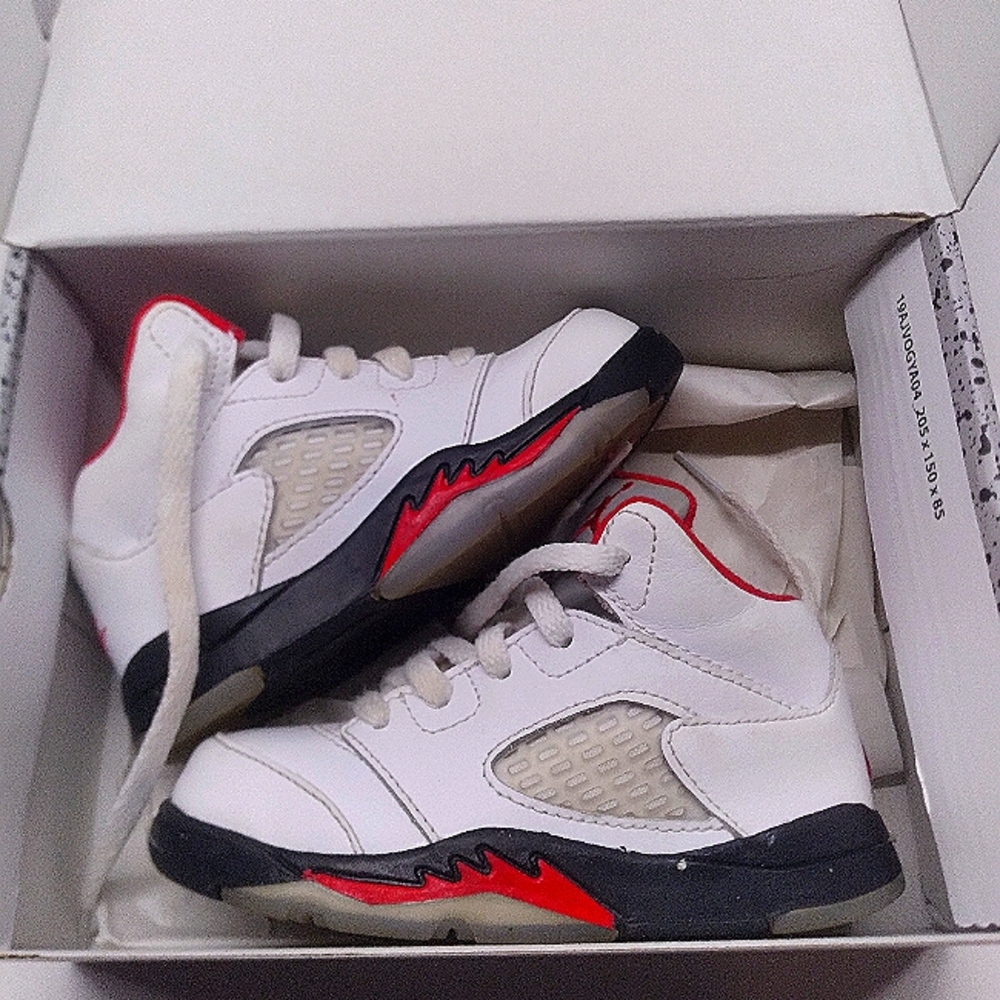 Jordan 5 Retro